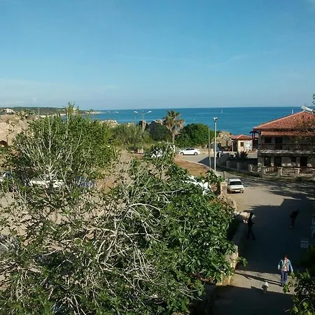 Ilhan Hotel 2*